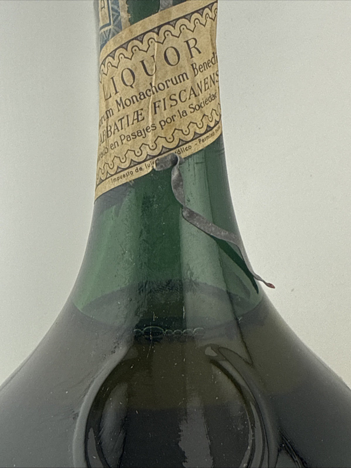 Bénédictine D.O.M Liqueur 1960s Spanish Pasajes Bottling 43% Vintage