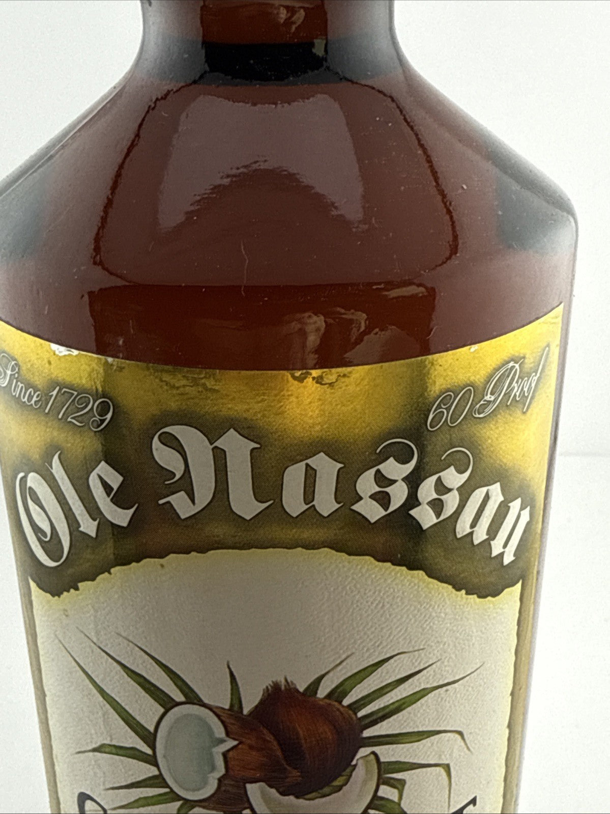 Ole Nassau Coconut Rum Liqueur Bahamas 1L 60 Proof Vintage Bottle