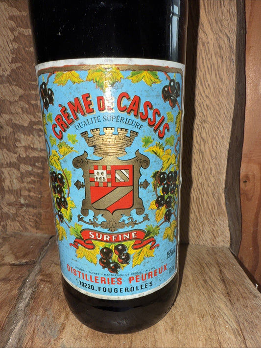 Crème De  Cassis Liqueur Distilleries Peureux