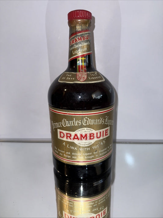 1L Bottle of Drambuie  liqueur iconic 40% alcohol 1980s Bottled