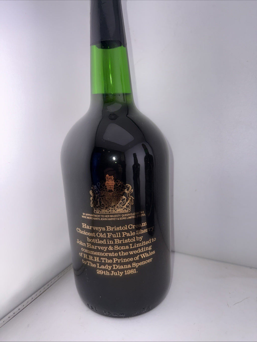 Harvey's Bristol Cream Sherry 1.5l 1981 Charles And Diana Wedding vintage VGC