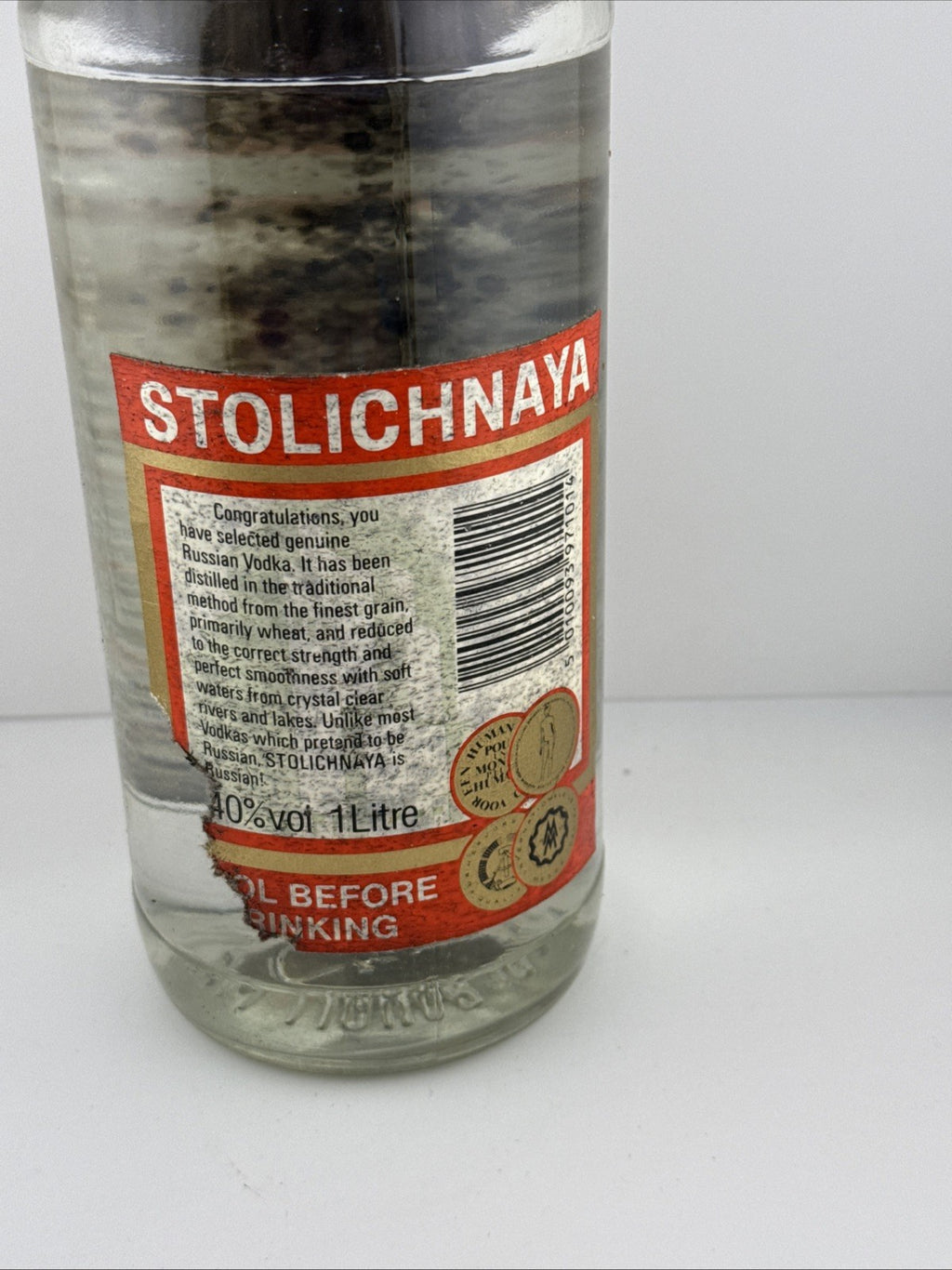.	Original Stolichnaya Russian Vodka 1L 40% Vintage Bottle Late 80s