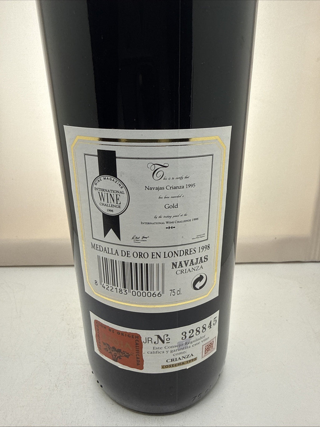 Navajas Crianza 1995 — Rioja DOCa — Oak-Aged — Tempranillo — Fully Mature —