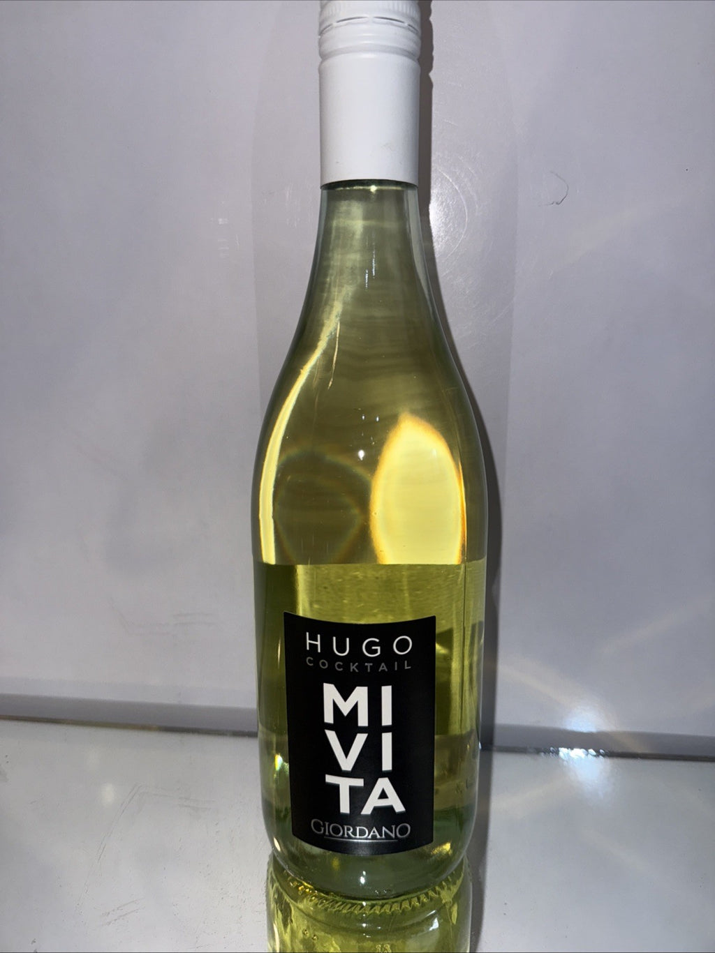 Hugo Mivita Cocktail, a flavored wine-based drink (aromatized white wine)