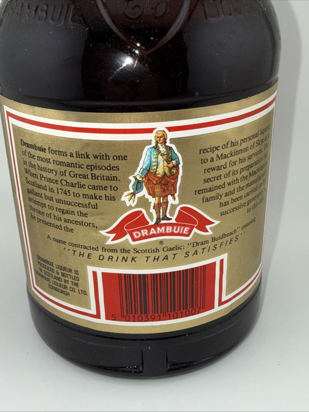 Drambuie – Prince Charles Edward’s Liqueur 1L 1988-94 Bottle
