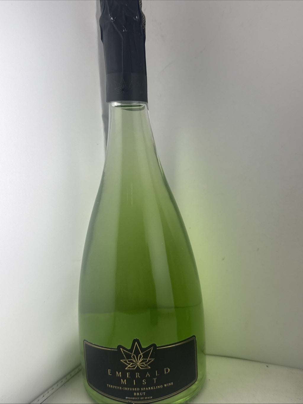 Emerald Mist Terpene-Infused Sparkling Wine Brut 75cl 11.5%