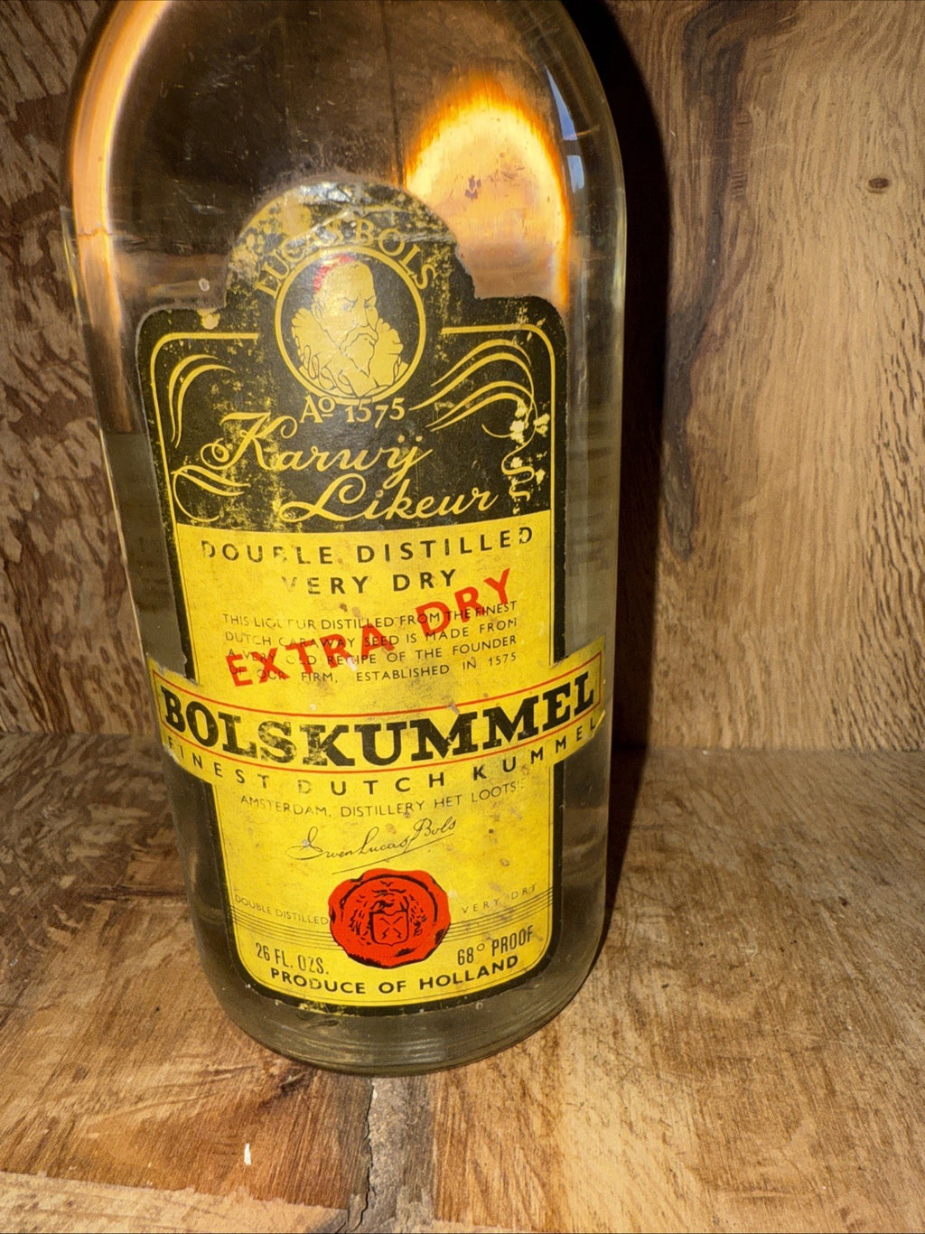 Bolskummel 1940s  68 % proof 26 fluid ounces