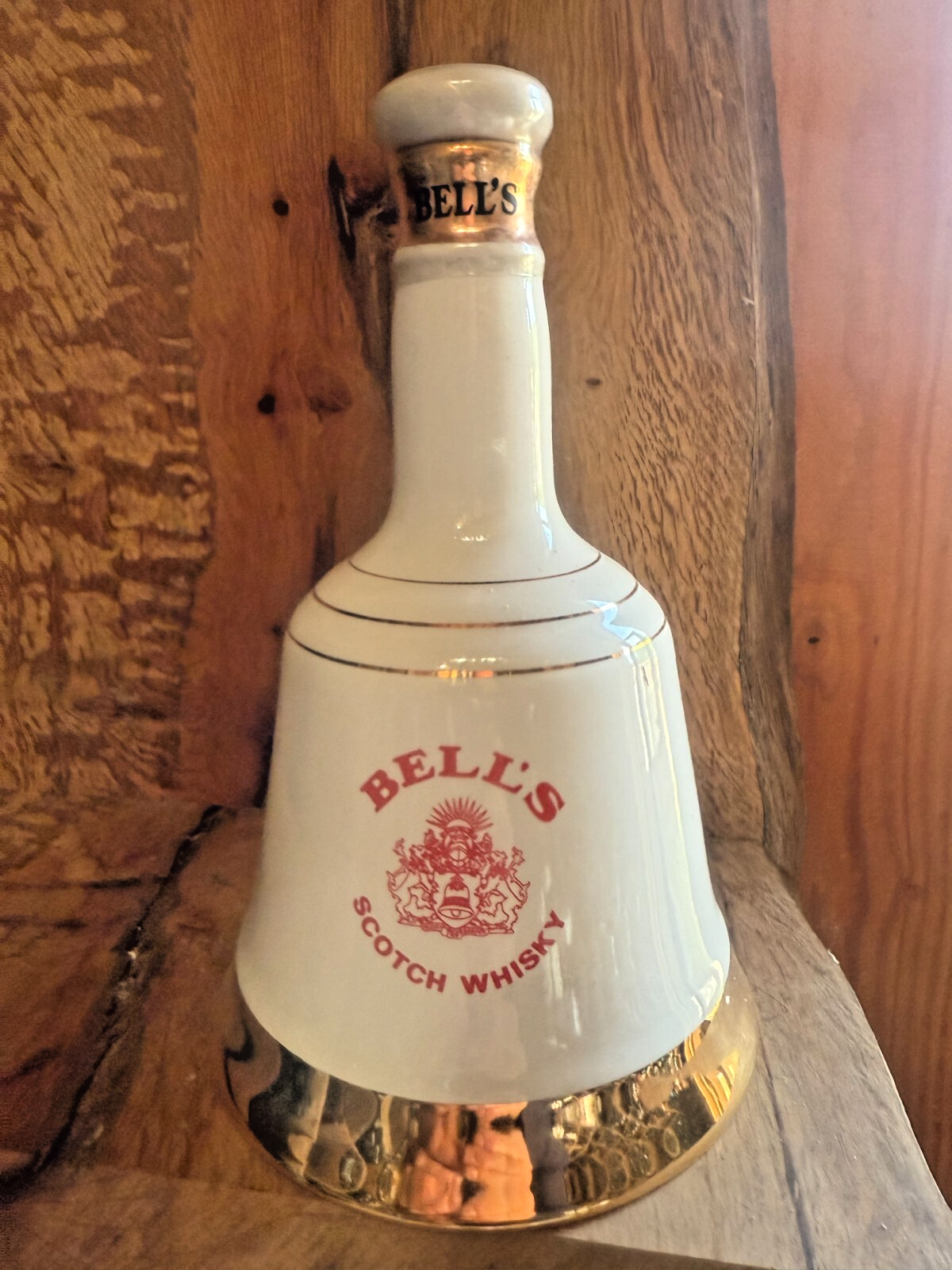 Full decanter of Bells Whisky 50cl Bottled 1982 vintage matured collectable roya
