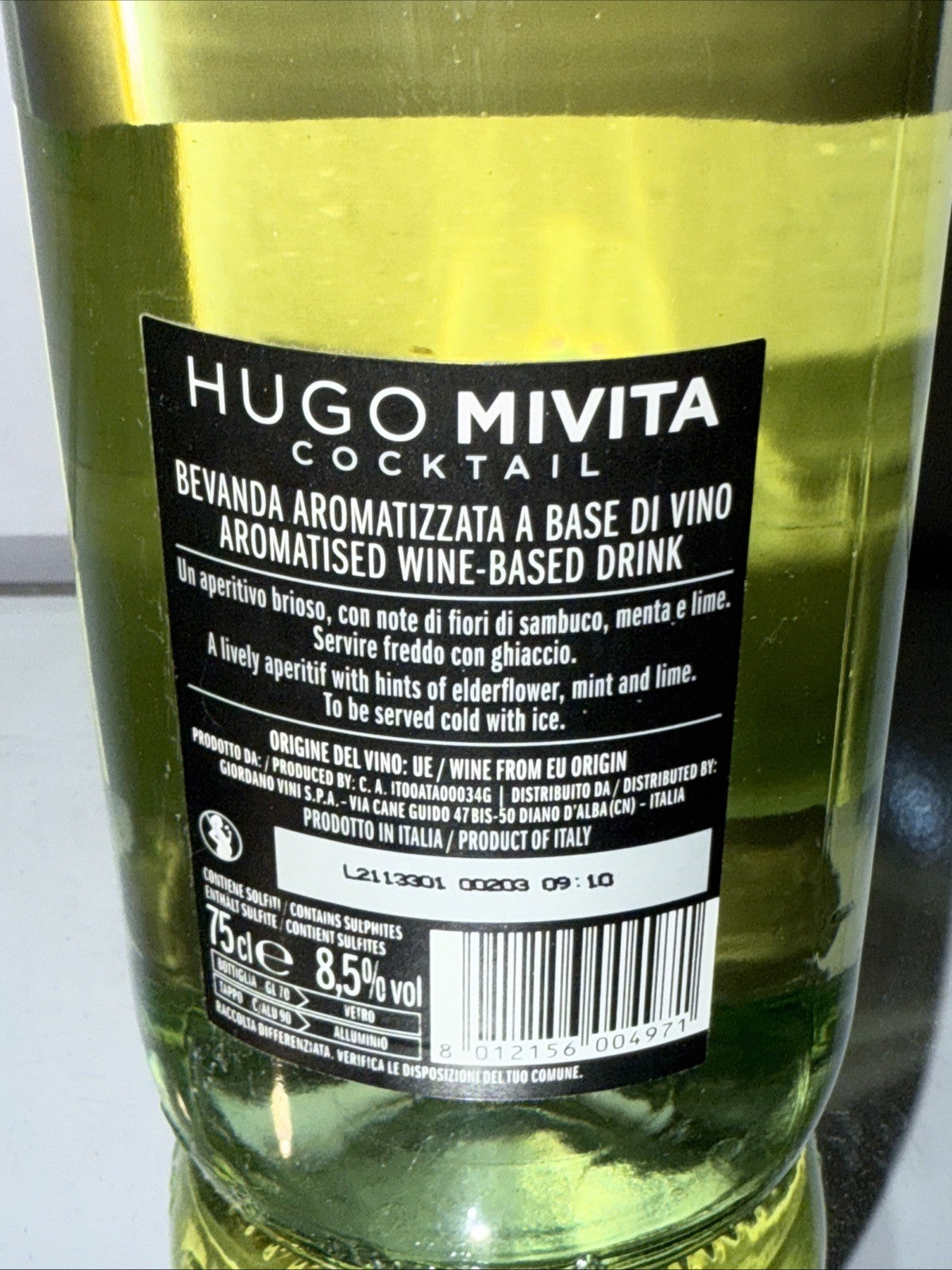Hugo Mivita Cocktail, a flavored wine-based drink (aromatized white wine)