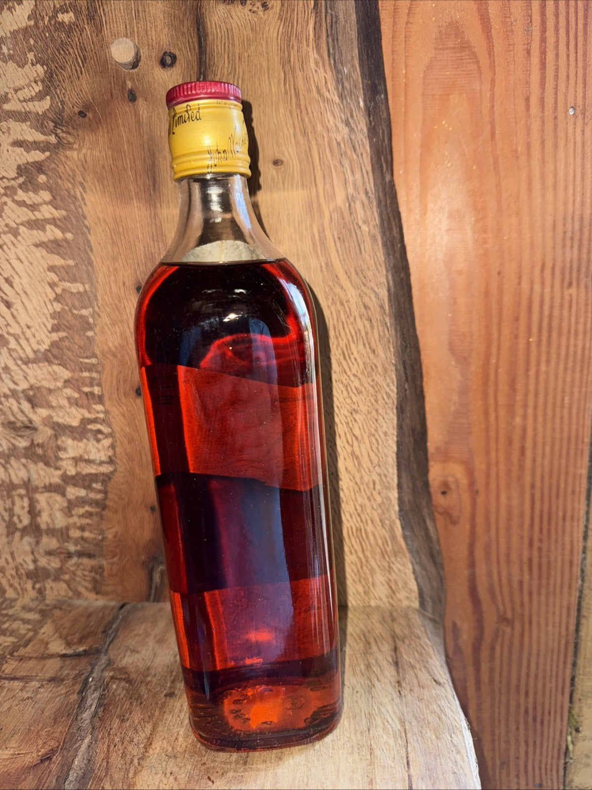 Johnnie Walker Red Label Bottle D 1970 26 2/3 floz70% proof vintage mature rare