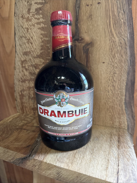 1L Bottle of Drambuie  liqueur iconic 40% alcohol
