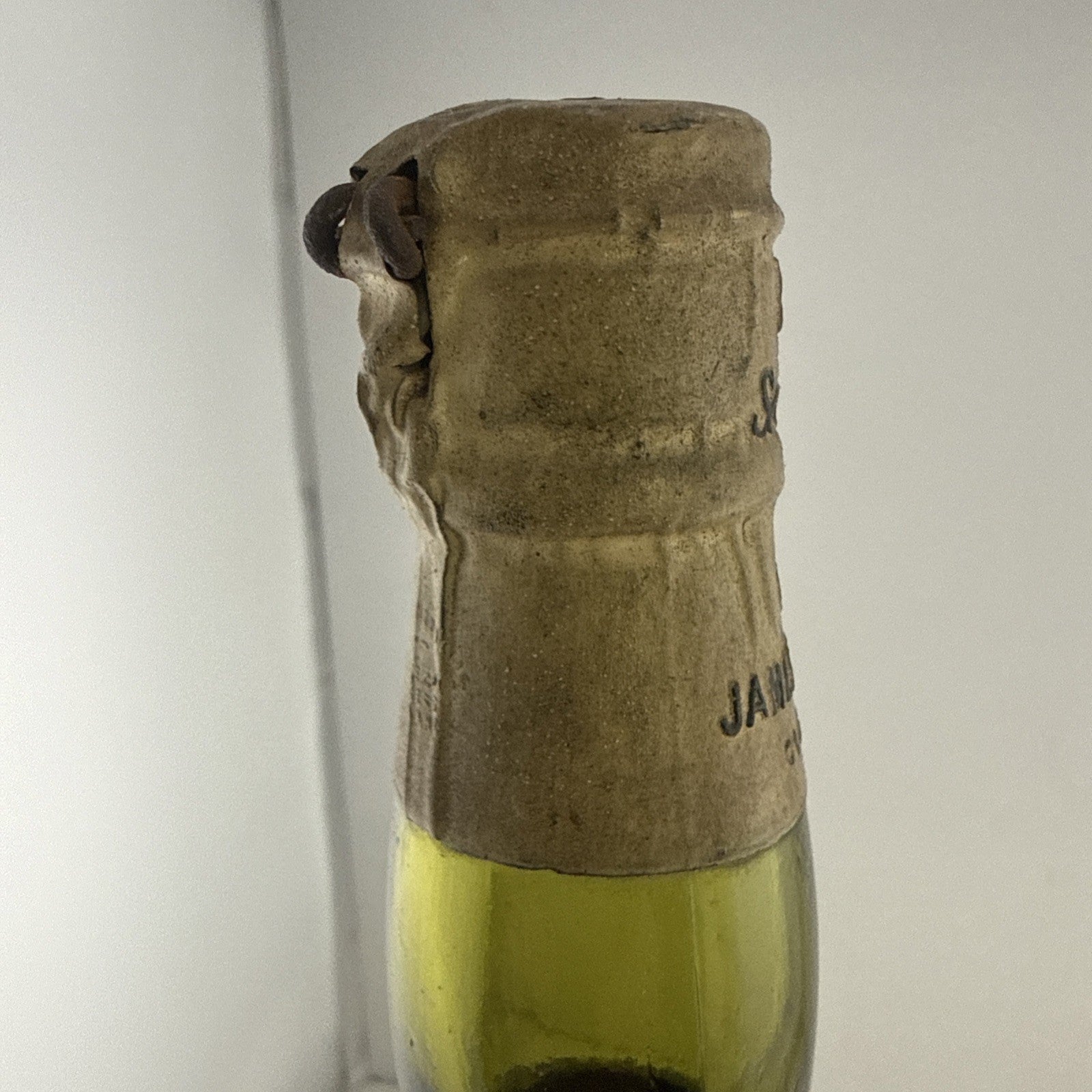 Antique Black & White Scotch Whisky Spring Cap Pre War 1920s 1930s